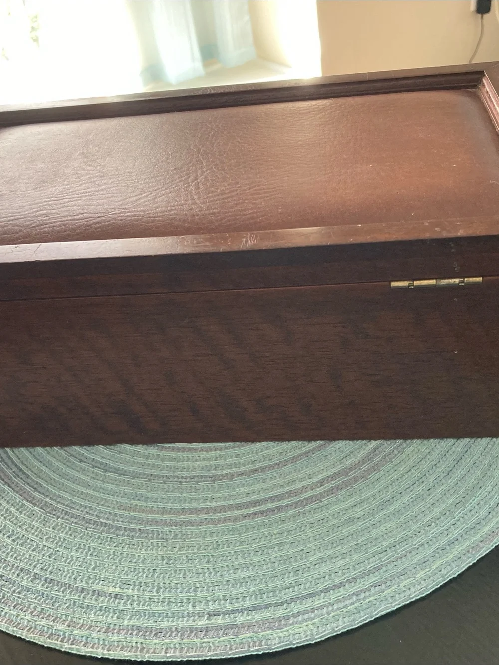 Vintage Wooden Jewelry/Keepsake Box in Dark Brown with Brass Latch